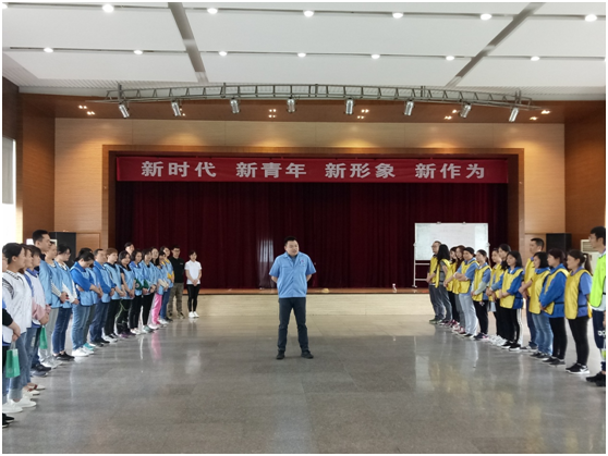 成都彩虹集團新青年拓展活動