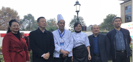成都彩虹集團(tuán)首次出戰(zhàn)成都百萬(wàn)職工技能大賽中式烹飪大賽